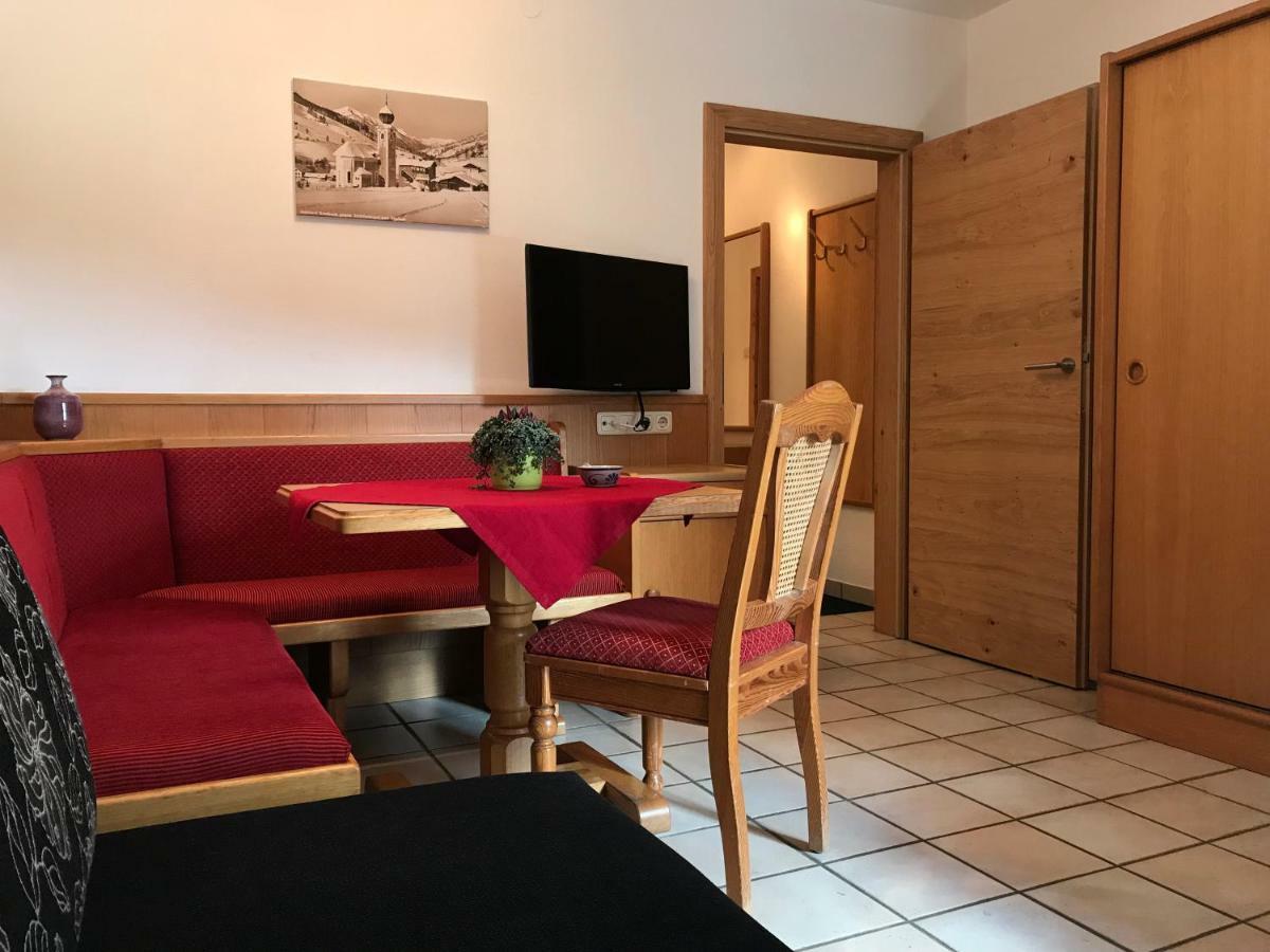 Kroell, Joker Card In Summer Included! Apartment *